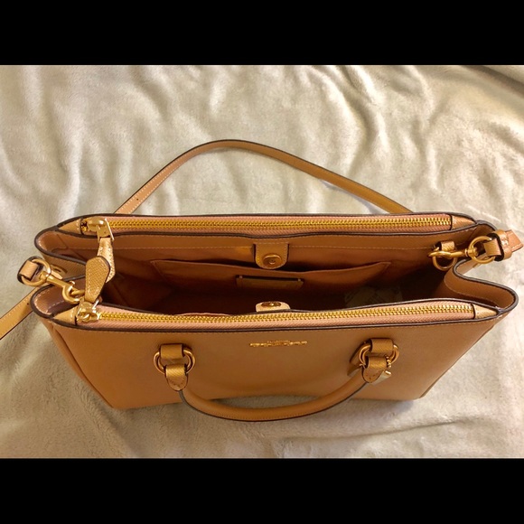 ❌❌SOLD❌❌COACH Large Surrey Carryall Bag - Picture 5 of 7